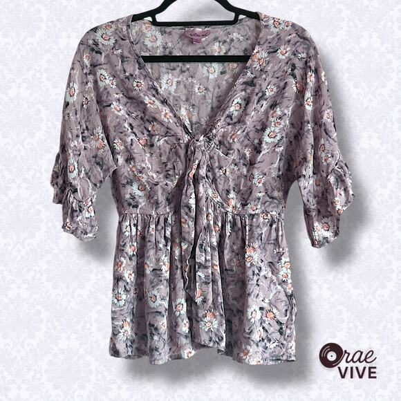 Willow+Root Floral Peplum Blouse Tie Front Gray Lavender Size S - Picture 1 of 4